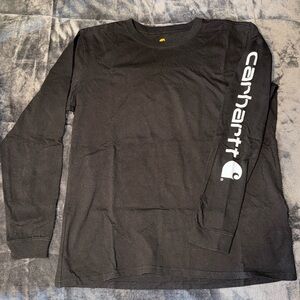 Women’s size large Carhartt originalal fit long sleeve